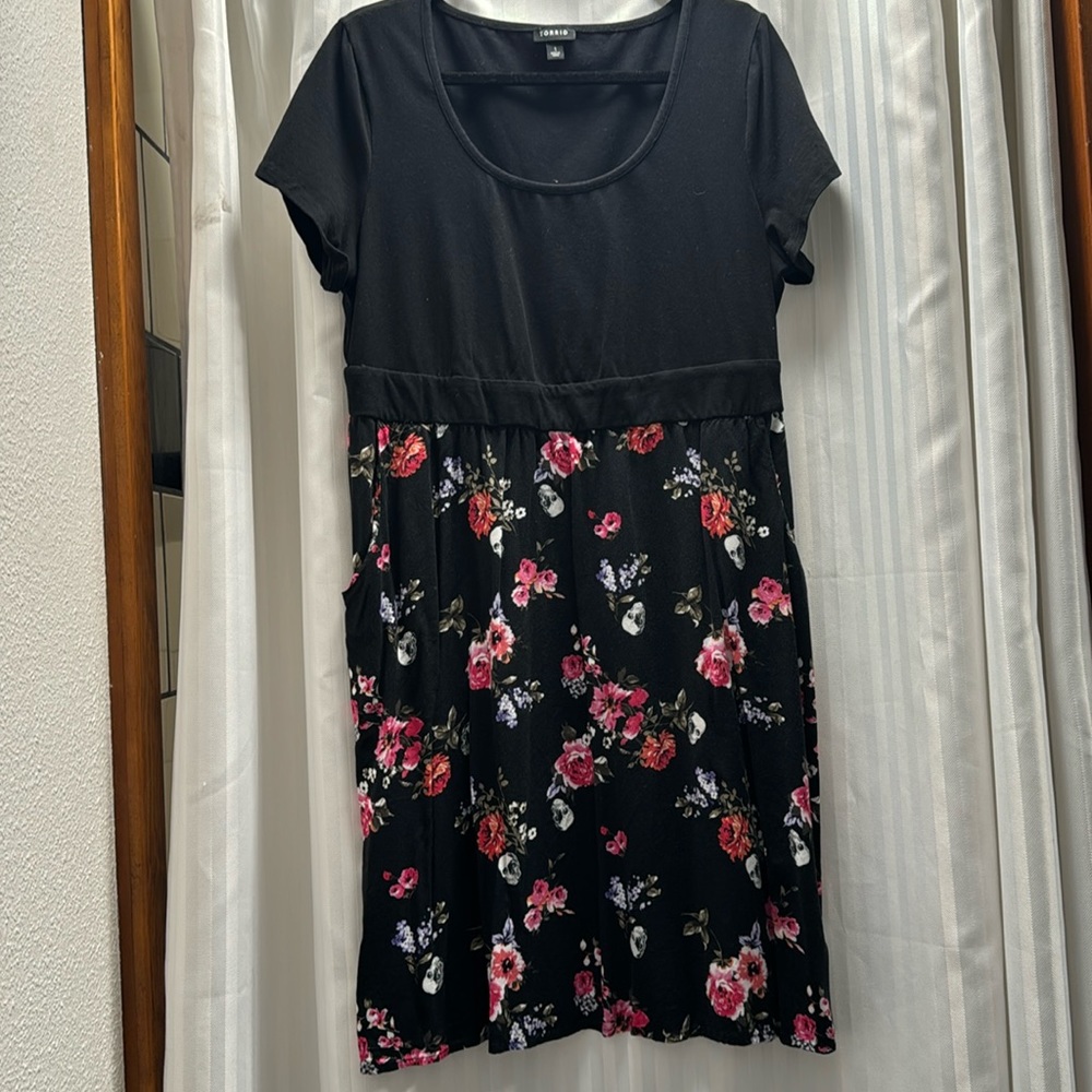 Torrid size 1 t-shirt style dress